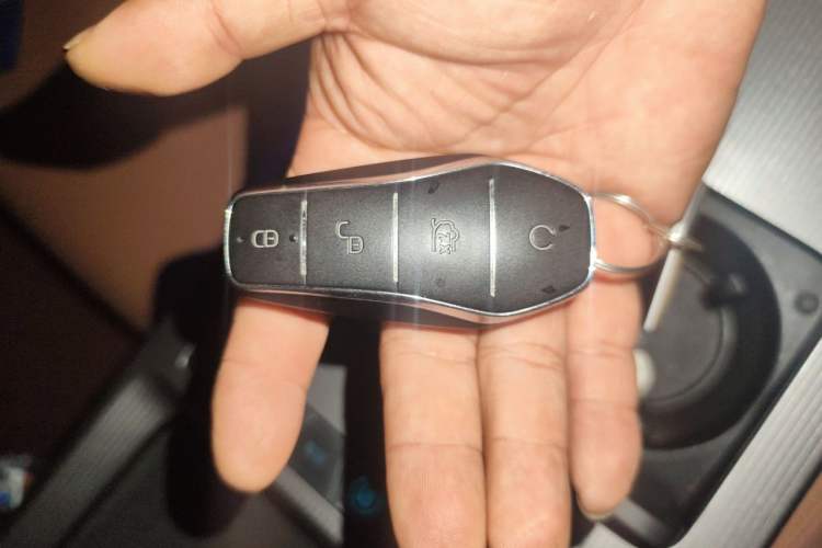 Used BYD Han L 2025 EV 701KM LiDAR Deluxe Edition Vehicle Key