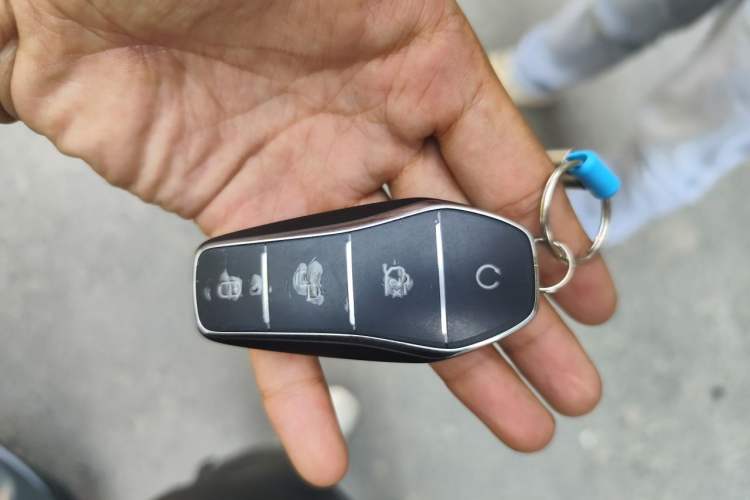 Used BYD Han L 2025 DM-p Four-Wheel-Drive LiDAR Flagship Model Vehicle Key