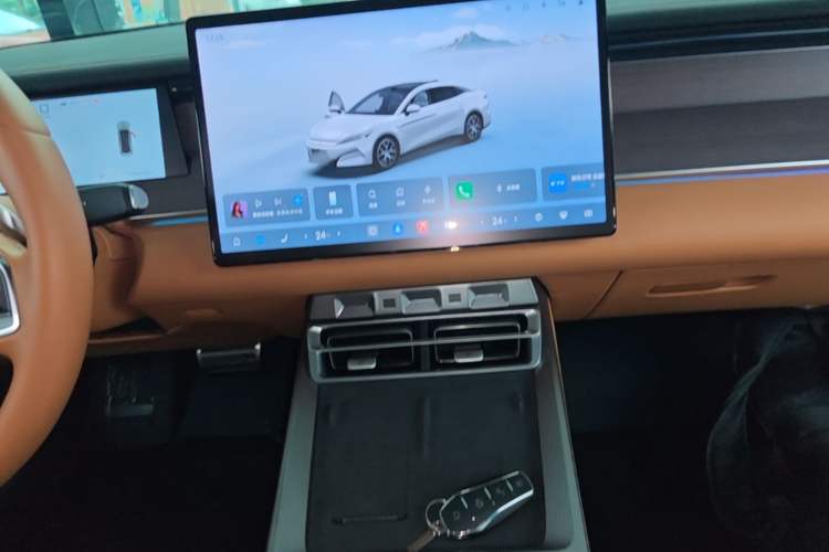 Used BYD Han L 2025 EV Four-Wheel Drive LiDAR Flagship Model Audio And AC Panel