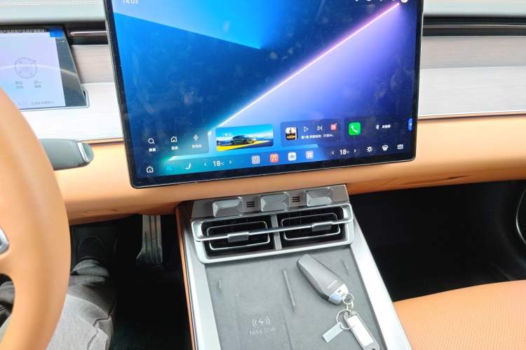 Used BYD Han L 2025 DM-p Four-Wheel-Drive LiDAR Flagship Model Audio And AC Panel
