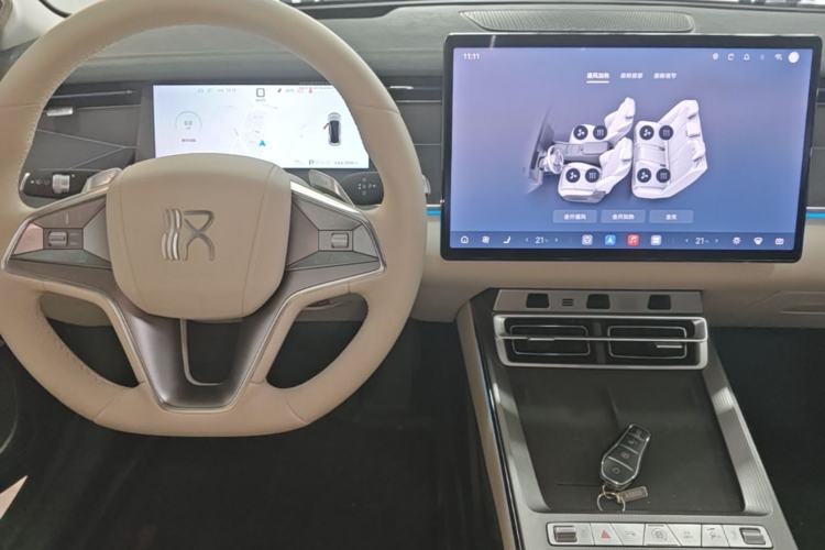 Used BYD Han L 2025 DM-i 200km LiDAR Flagship Model Center Console