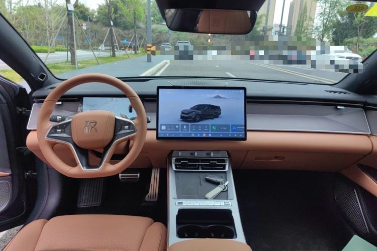 Used BYD Han L 2025 DM-p Four-Wheel-Drive LiDAR Flagship Model Center Console