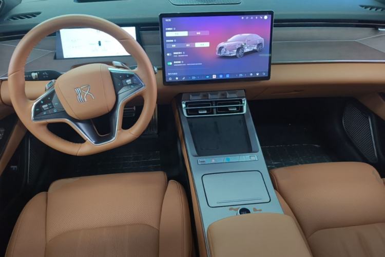 Used BYD Han L 2025 DM-p Four-Wheel-Drive LiDAR Flagship Model Center Console