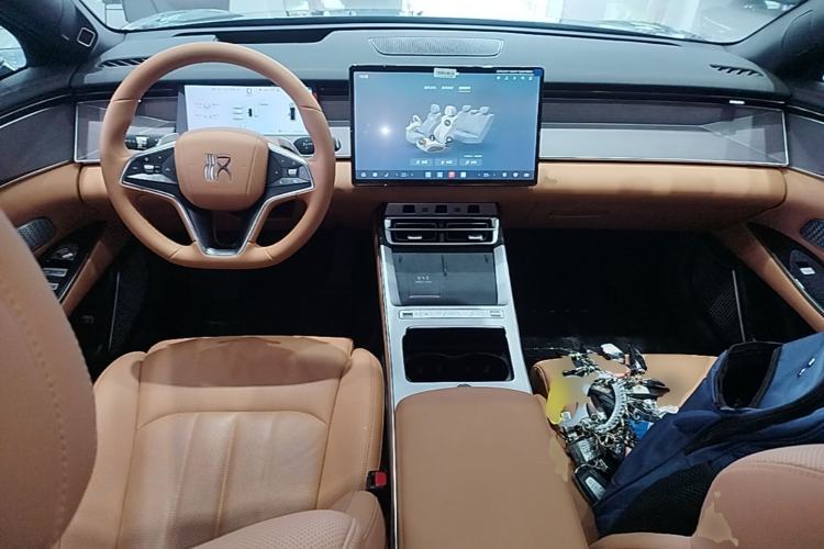 Used BYD Han L 2025 DM-i 200km LiDAR Flagship Model Center Console