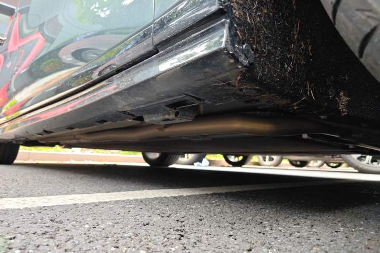 Used BYD Han L 2025 DM-p Four-Wheel-Drive LiDAR Flagship Model Chassis Front Right
