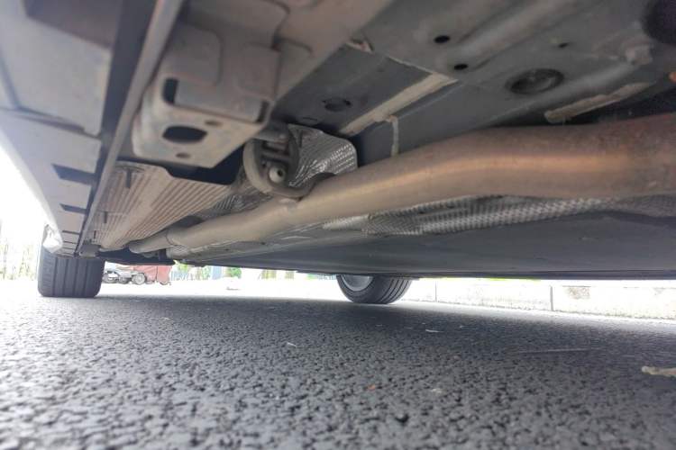 Used BYD Han L 2025 DM-p Four-Wheel-Drive LiDAR Flagship Model Chassis Front Right