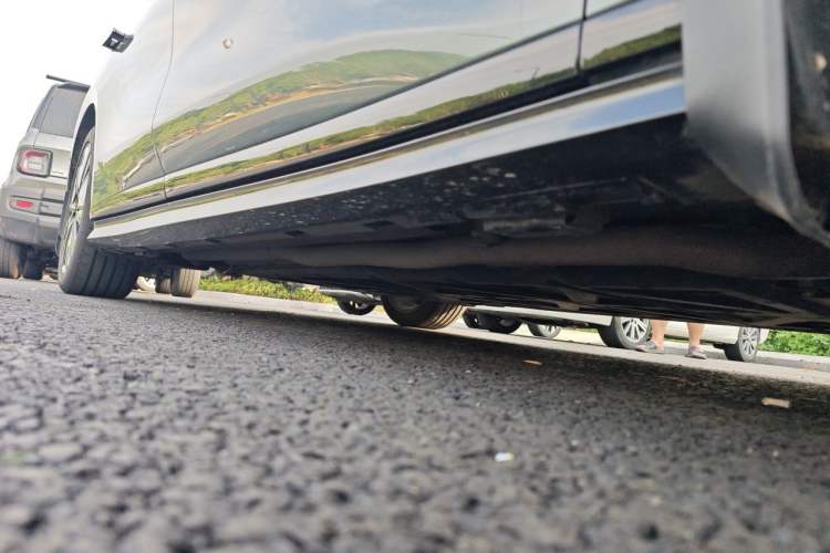 Used BYD Han L 2025 DM-i 200km LiDAR Flagship Model Chassis Front Right