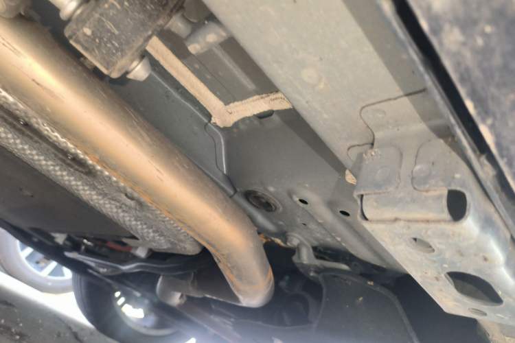 Used BYD Han L 2025 DM-p Four-Wheel-Drive LiDAR Flagship Model Chassis Front Right