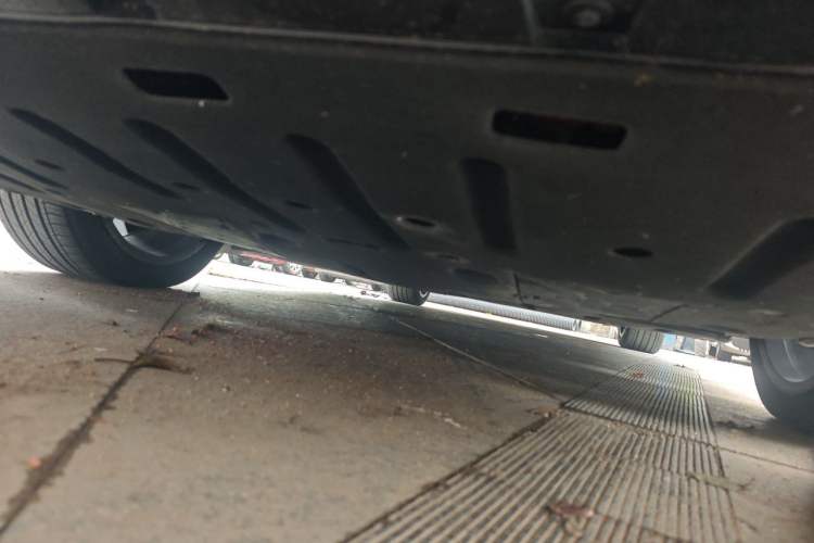 Used BYD Han L 2025 EV 701 km LiDAR Flagship Edition Chassis Rear