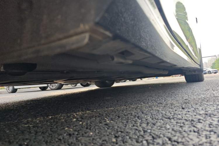 Used BYD Han L 2025 DM-i 200km LiDAR Flagship Model Chassis Rear Right