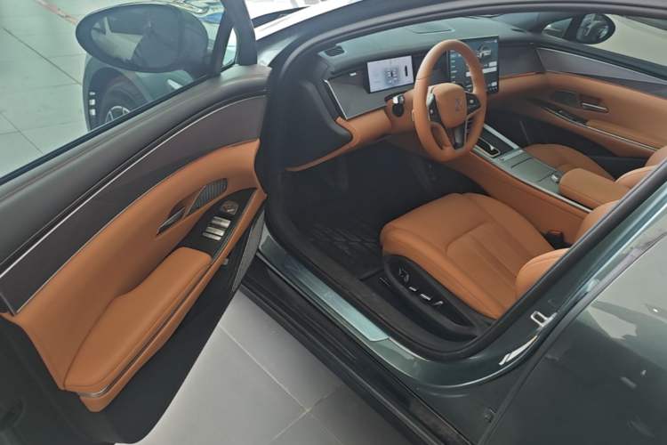 Used BYD Han L 2025 EV 701 km LiDAR Flagship Edition Driver Seat