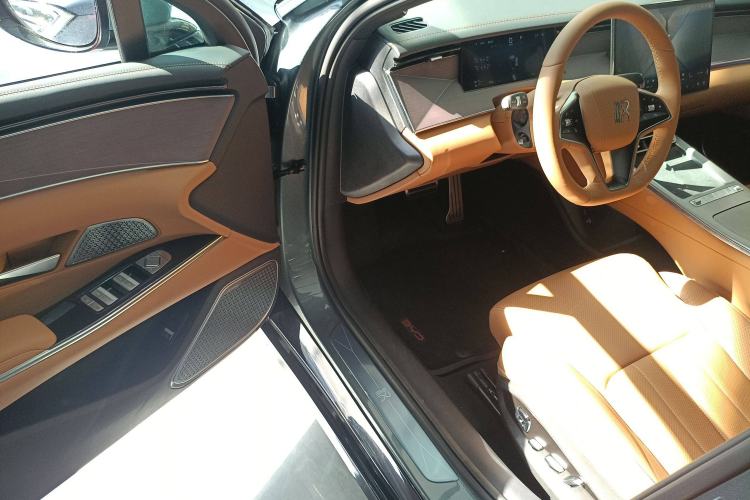 Used BYD Han L 2025 DM-p Four-Wheel-Drive LiDAR Flagship Model Driver Seat