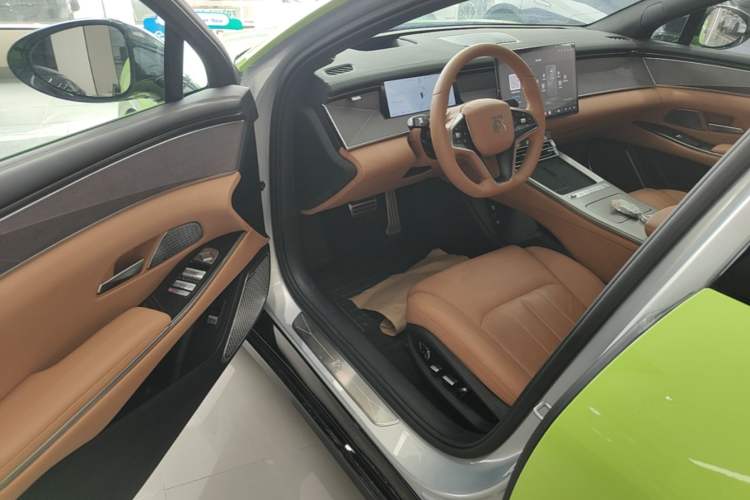 Used BYD Han L 2025 EV Four-Wheel Drive LiDAR Flagship Model Driver Seat