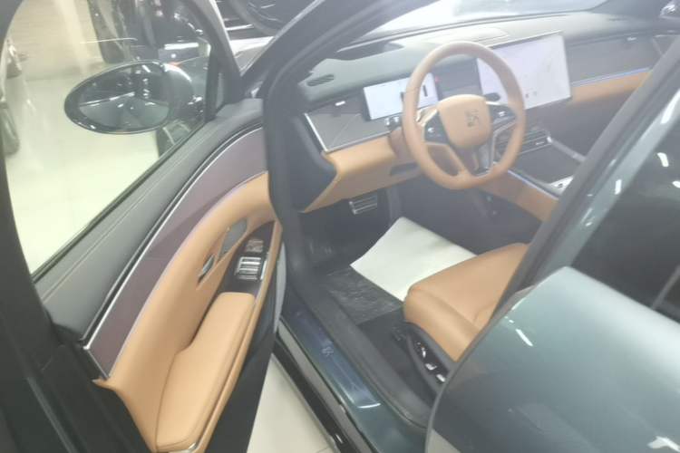 Used BYD Han L 2025 DM-p Four-Wheel-Drive LiDAR Flagship Model Driver Seat