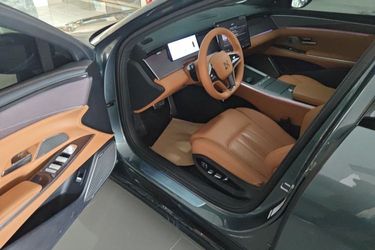 Used BYD Han L 2025 DM-p Four-Wheel-Drive LiDAR Flagship Model Driver Seat