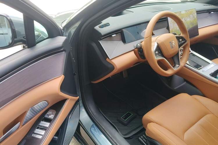 Used BYD Han L 2025 DM-p Four-Wheel-Drive LiDAR Flagship Model Driver Seat