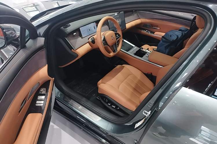Used BYD Han L 2025 DM-i 200km LiDAR Flagship Model Driver Seat