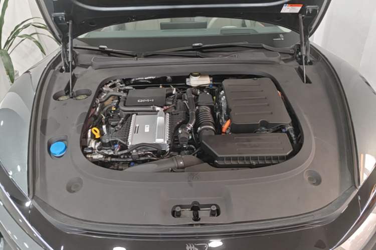 Used BYD Han L 2025 DM-i 200km LiDAR Flagship Model Engine Bay