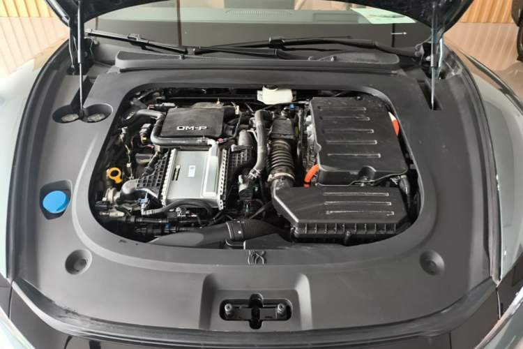 Used BYD Han L 2025 DM-p Four-Wheel-Drive LiDAR Flagship Model Engine Bay