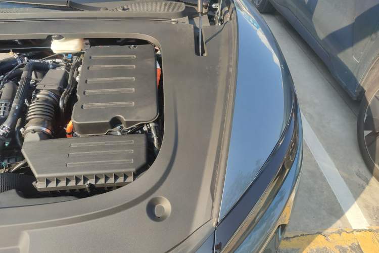 Used BYD Han L 2025 DM-p Four-Wheel-Drive LiDAR Flagship Model Engine Bay Left
