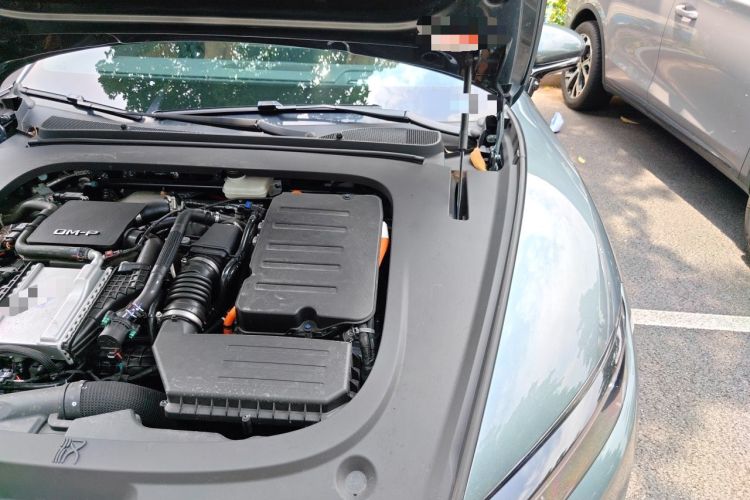 Used BYD Han L 2025 DM-p Four-Wheel-Drive LiDAR Flagship Model Engine Bay Left