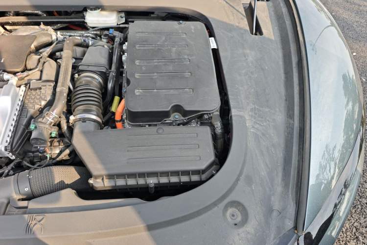 Used BYD Han L 2025 DM-i 200km LiDAR Flagship Model Engine Bay Left