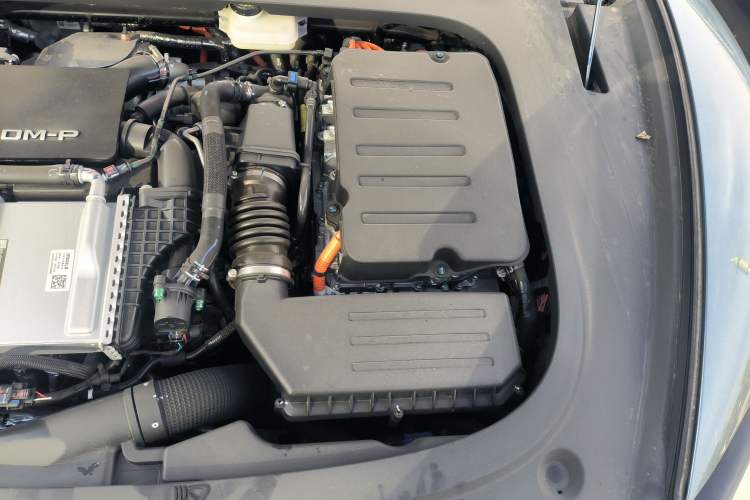 Used BYD Han L 2025 DM-p Four-Wheel-Drive LiDAR Flagship Model Engine Bay Left