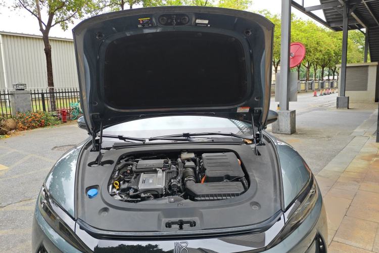 Used BYD Han L 2025 DM-i 200KM LiDAR Luxury Model Engine Bay