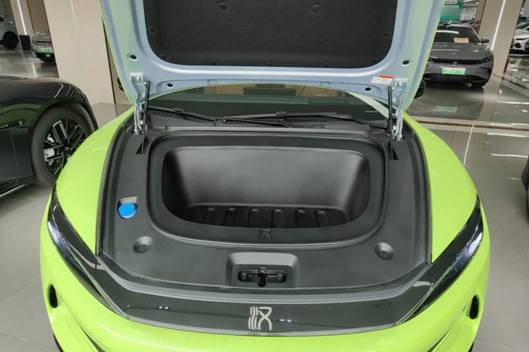 Used BYD Han L 2025 EV Four-Wheel Drive LiDAR Flagship Model Engine Bay