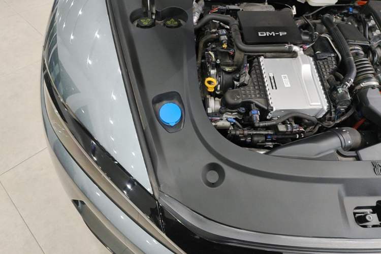 Used BYD Han L 2025 DM-p Four-Wheel-Drive LiDAR Flagship Model Engine Bay Right