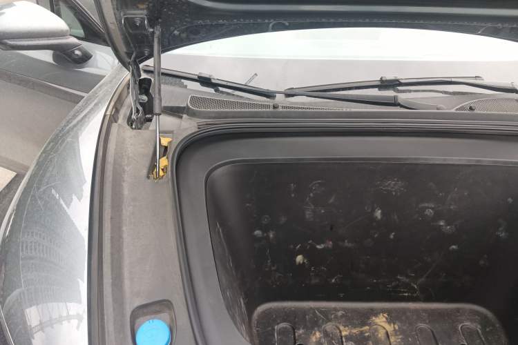 Used BYD Han L 2025 EV 701 km LiDAR Flagship Edition Engine Bay Right