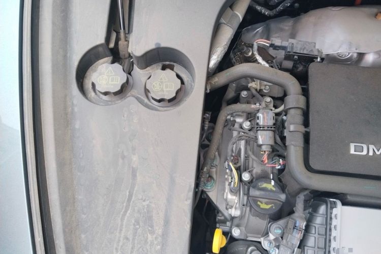 Used BYD Han L 2025 DM-i 200km LiDAR Flagship Model Engine Bay Right