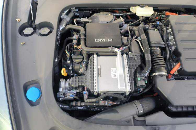 Used BYD Han L 2025 DM-p Four-Wheel-Drive LiDAR Flagship Model Engine Bay Right