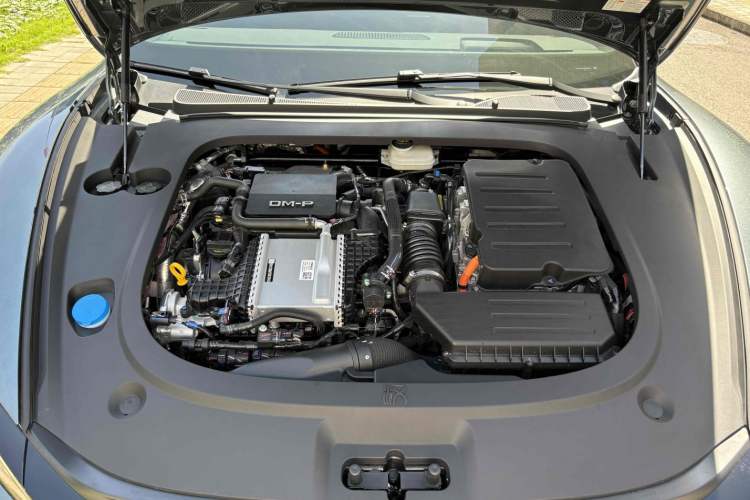 Used BYD Han L 2025 DM-p Four-Wheel-Drive LiDAR Flagship Model Engine Bay