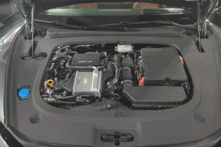 Used BYD Han L 2025 DM-p Four-Wheel-Drive LiDAR Flagship Model Engine Bay
