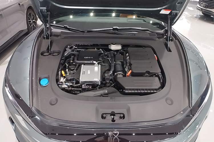 Used BYD Han L 2025 DM-i 200km LiDAR Flagship Model Engine Bay