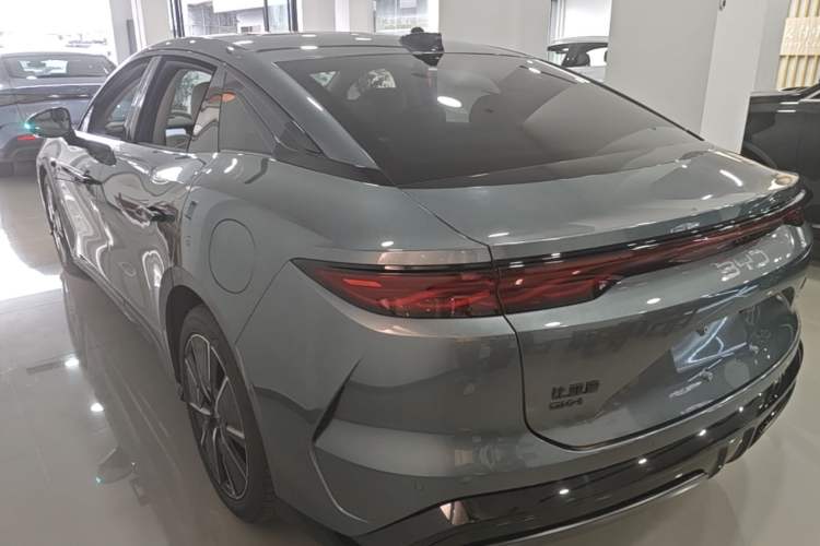 Used BYD Han L 2025 DM-i 200km LiDAR Flagship Model Exterior 2