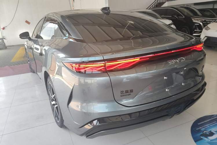 Used BYD Han L 2025 DM-p Four-Wheel-Drive LiDAR Flagship Model Exterior 2
