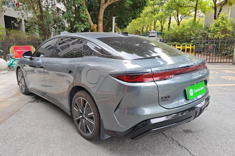 Used BYD Han L 2025 DM-i 200KM LiDAR Luxury Model Exterior 2