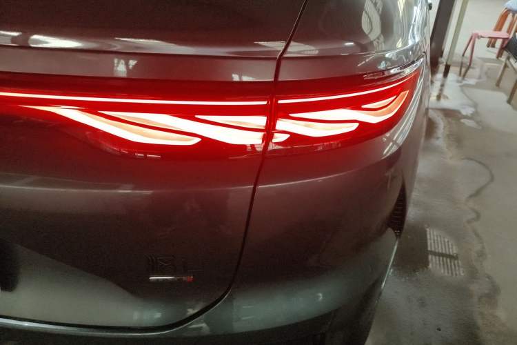 Used BYD Han L 2025 EV 701KM LiDAR Deluxe Edition Exterior 3