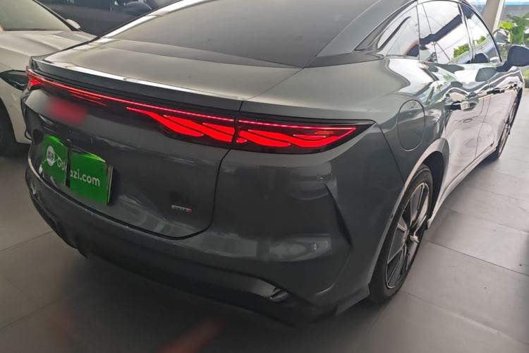 Used BYD Han L 2025 EV 701 km LiDAR Flagship Edition Exterior 3