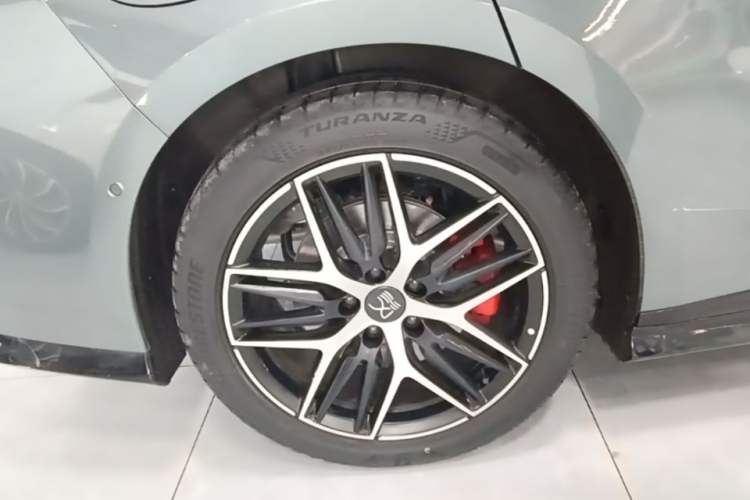 Used BYD Han L 2025 DM-p Four-Wheel-Drive LiDAR Flagship Model Exterior 3