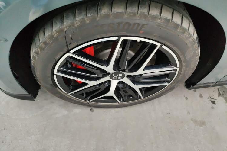 Used BYD Han L 2025 DM-p Four-Wheel-Drive LiDAR Flagship Model Exterior 4