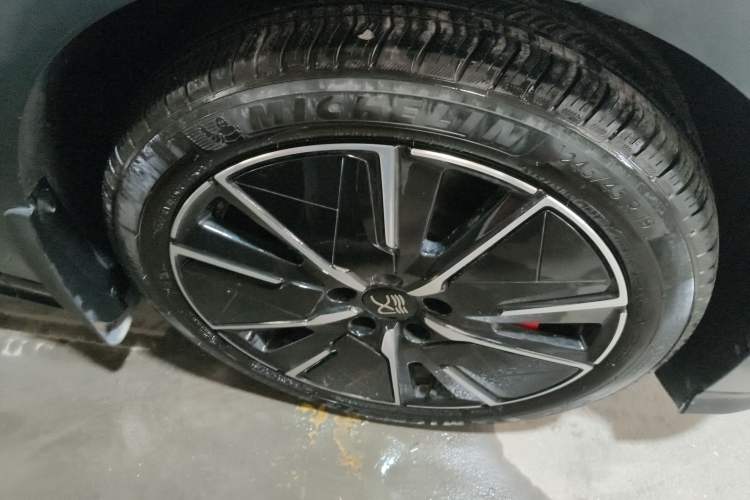 Used BYD Han L 2025 EV 701KM LiDAR Deluxe Edition Exterior 5