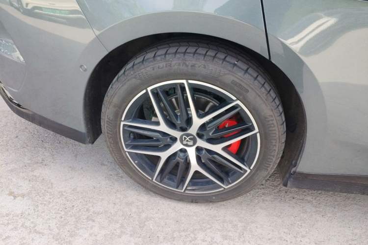 Used BYD Han L 2025 DM-p Four-Wheel-Drive LiDAR Flagship Model Exterior 5