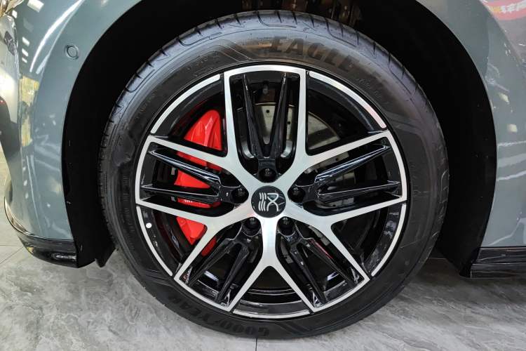 Used BYD Han L 2025 DM-p Four-Wheel-Drive LiDAR Flagship Model Exterior 7