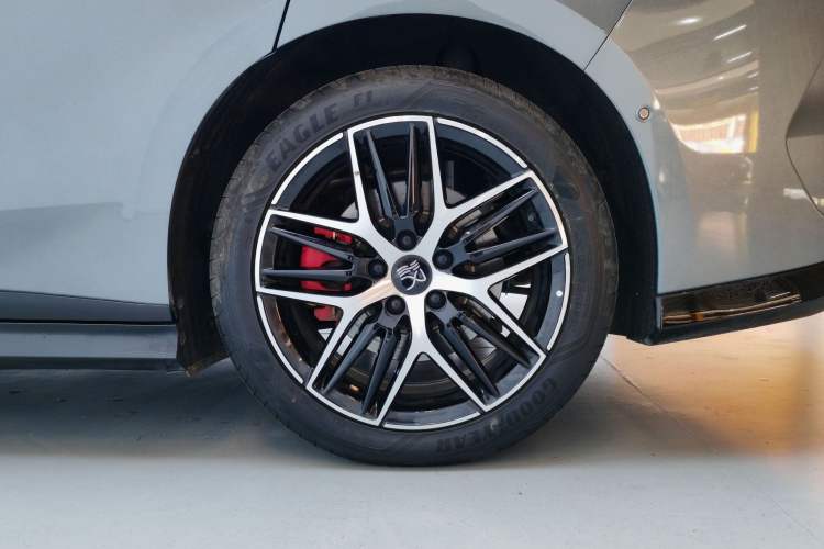 Used BYD Han L 2025 DM-p Four-Wheel-Drive LiDAR Flagship Model Exterior 7