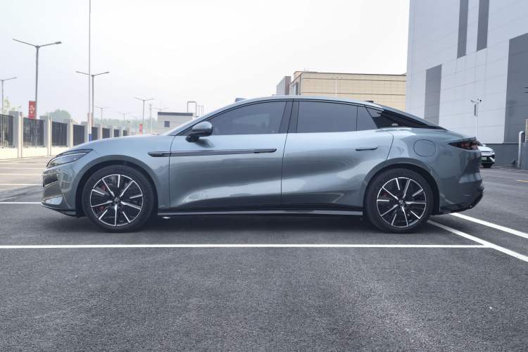 Used BYD Han L 2025 EV 701 km LiDAR Flagship Edition Exterior 7