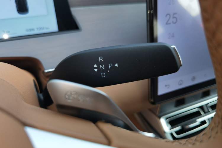 Used BYD Han L 2025 DM-p Four-Wheel-Drive LiDAR Flagship Model Gear Lever
