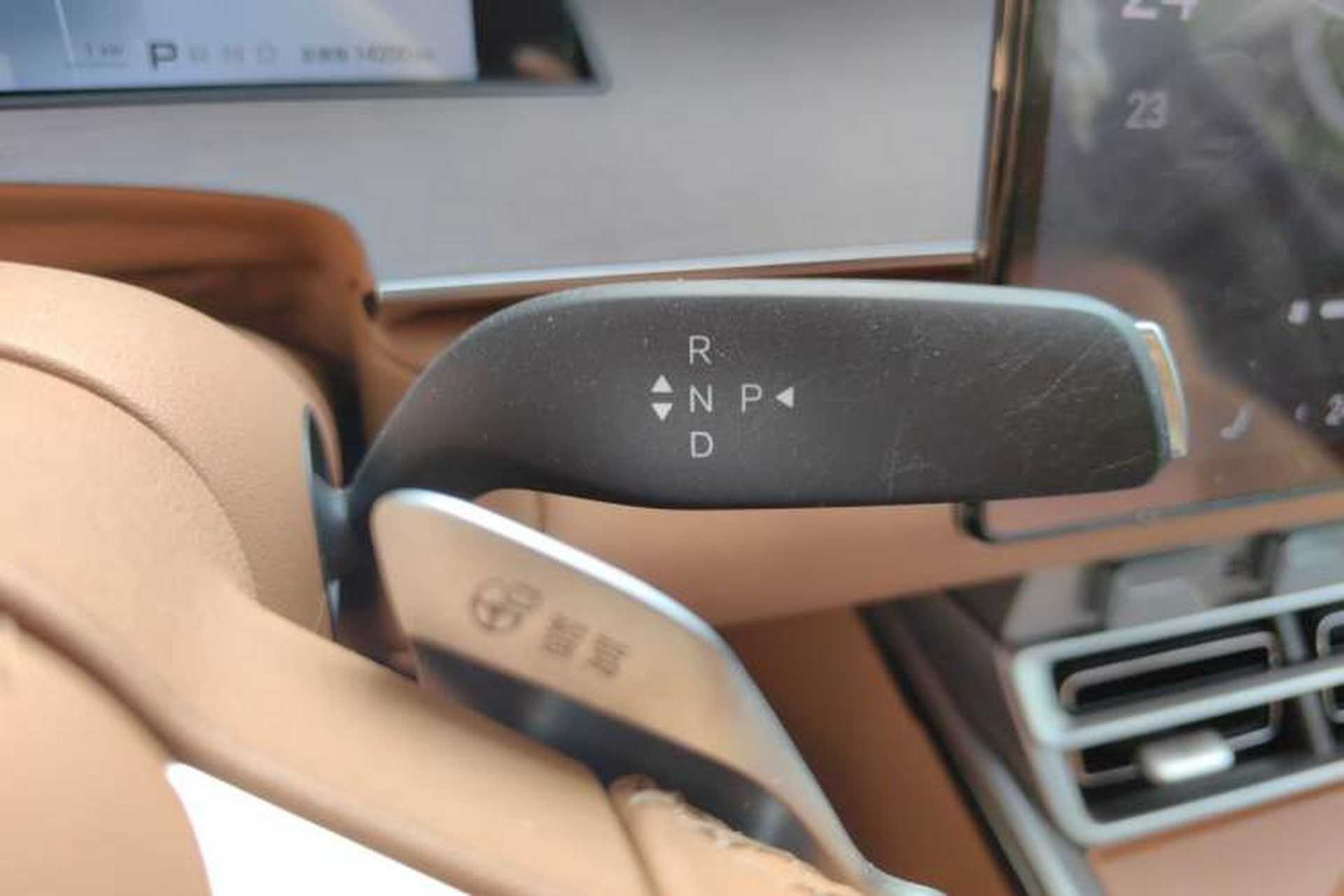 Used BYD Han L 2025 DM-p Four-Wheel-Drive LiDAR Flagship Model Gear Lever